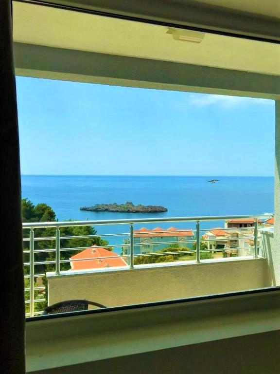 Guesthouse Radjen Sveti Stefan Exterior photo